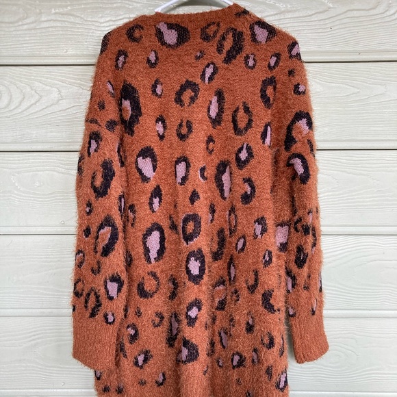 Super soft chenille leopard cardigan - Picture 2 of 2